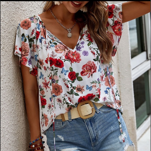 Floral Print Butterfly Flutter Top Blouse - Picture 4 of 6